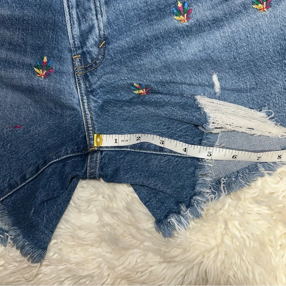 Lucky Brand | Lucky Legend 90s Midi Shorts Embroidered High Rise 5